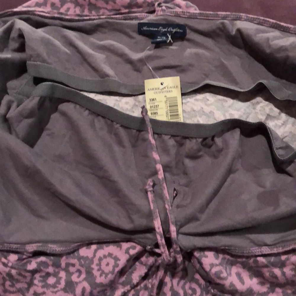 Top - Picture 4 of 4